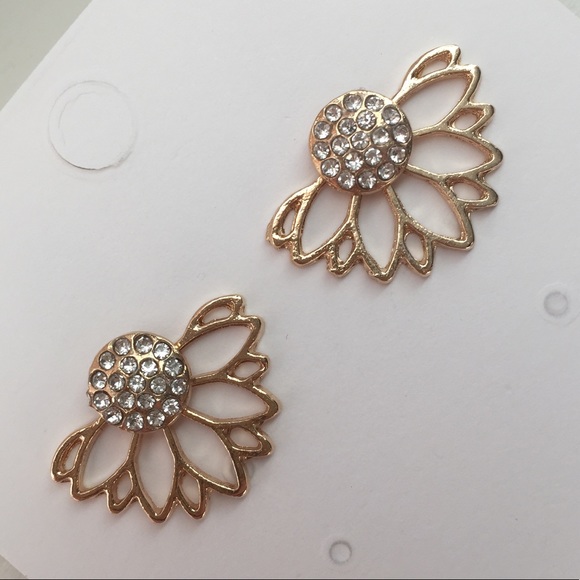 ⚜️[𝟯/$𝟭𝟴]⚜️Gold Rhinestone Flower Jacket Earrings NEW - Picture 5 of 8